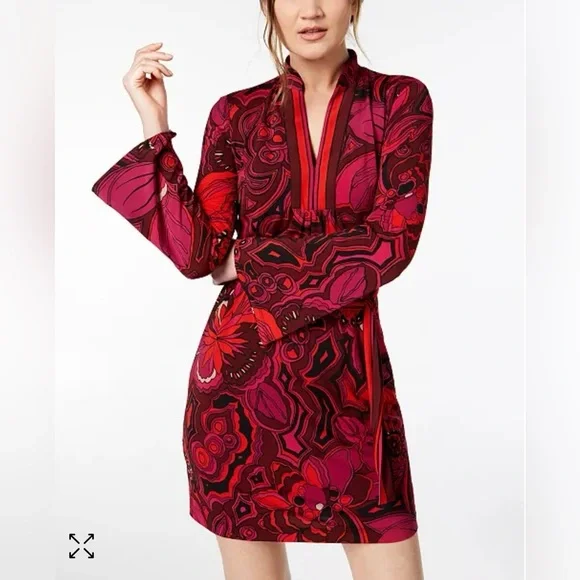 Trina Turk Joni Printed Bell Sleeve Dress Medium - Picture 1 of 9